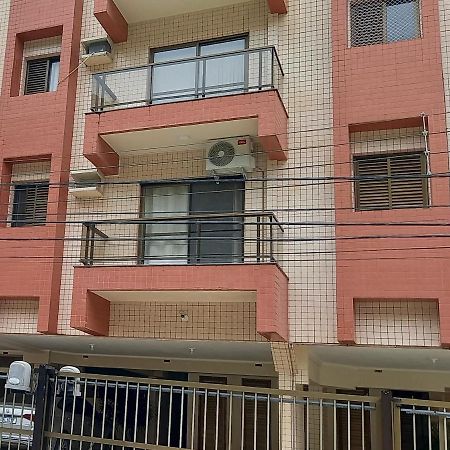 Apartamento Climatizado A 150 Metros Da Praia Ubatuba Kültér fotó
